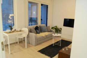 Studio in Trendy Kakola Hill area close to city center